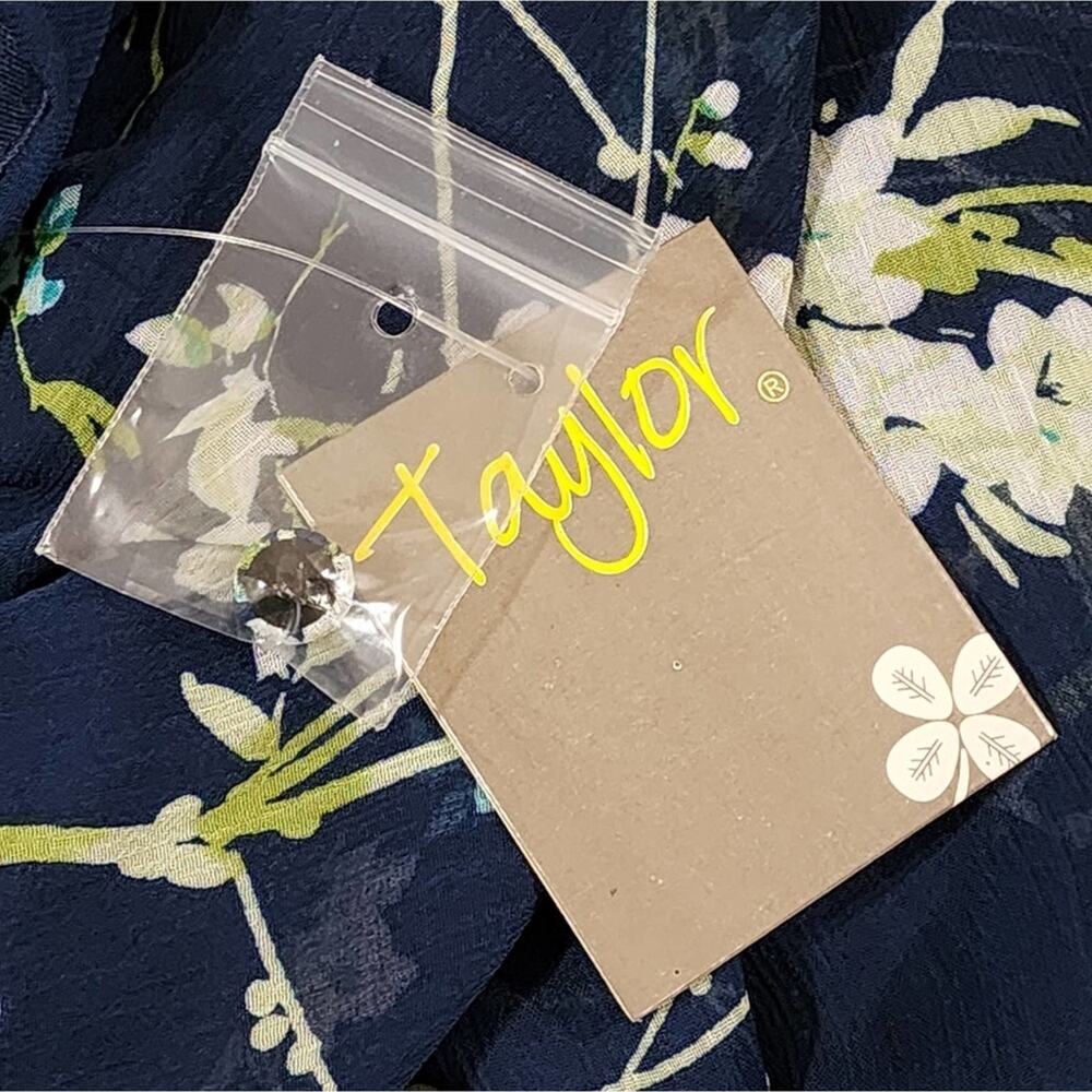 TAYLOR Serena floral Printed Chiffon Smocked halter Maxi Dress plus size 20 new - Picture 11 of 12